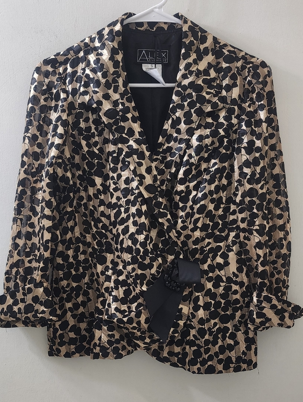 Alex Evenings Black and Gold Satin Floral‎ Blazer, Size Small.
